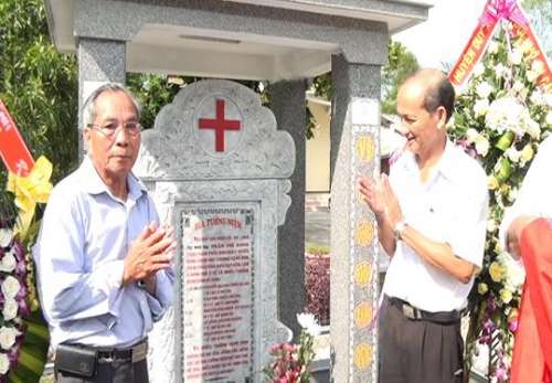 Khánh thành nhà bia tưởng niệm Liệt sỹ Dân y huyện Duy Xuyên