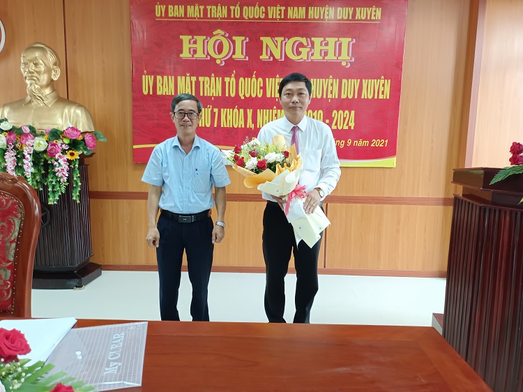 Hiệp thương bầu chức danh Chủ tịch và Ủy viên Thường trực Ủy ban Mặt trận Tổ quốc Việt Nam huyện nhiệm kỳ 2019 – 2024