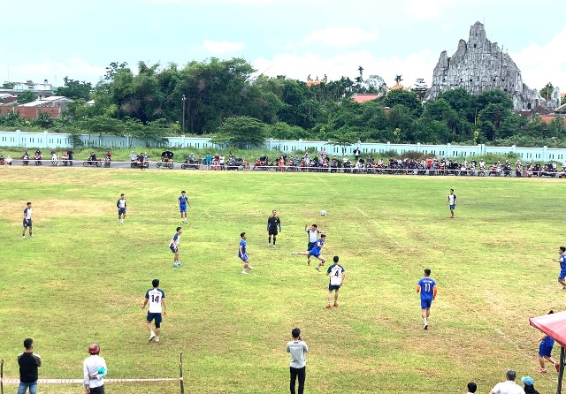 Khai mạc giải bóng đá nam Duy Xuyên tranh cúp An Dương năm 2022