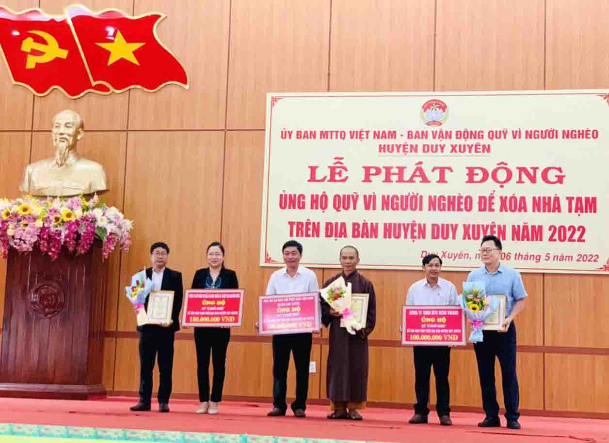 Ủy ban MTTQ Việt Nam-Ban vận động Quỹ “Vì người nghèo” huyện Duy Xuyên tổ chức Lễ phát động Ủng hộ Quỹ “Vì người nghèo” để xóa nhà tạm trên địa bàn huyện Duy Xuyên năm 2022